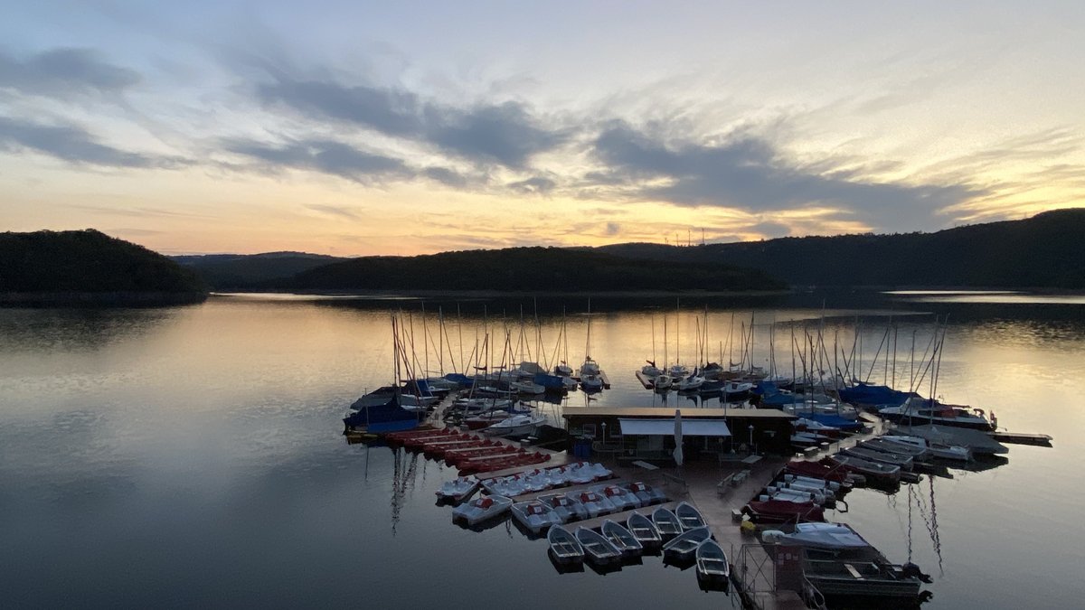 Rursee Sonnenuntergang am Hafen